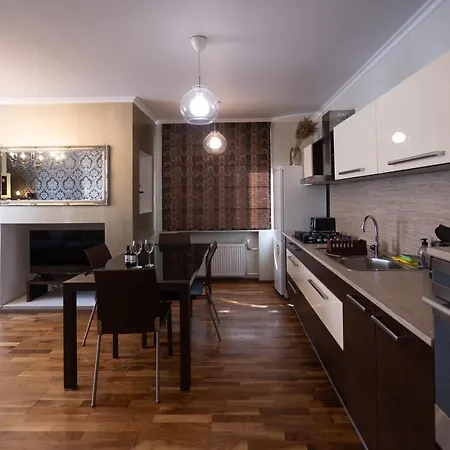 アパート Revalia T1 Airport-bus Station One-bedroom